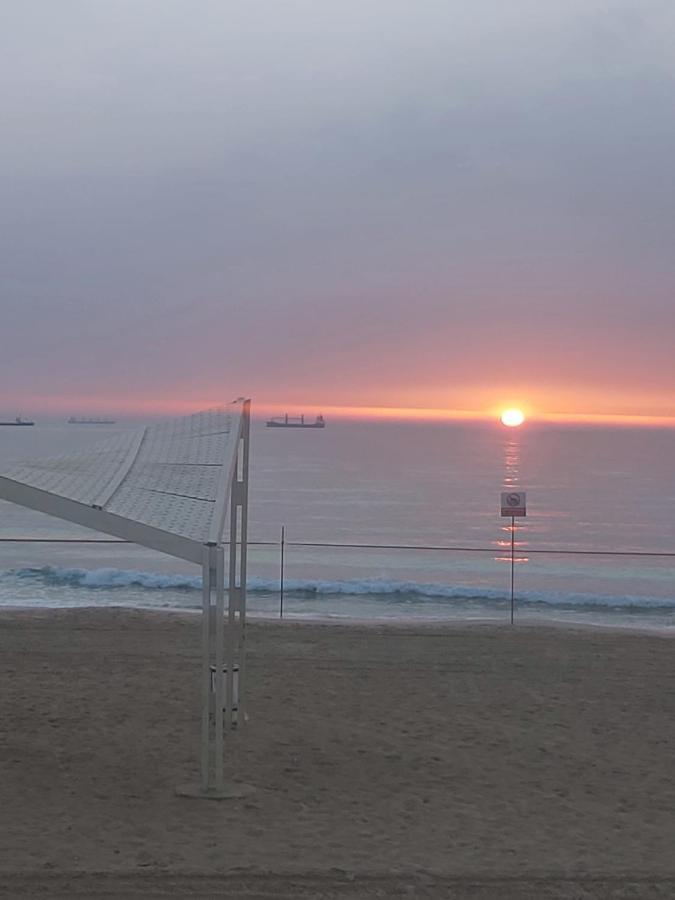 Studio By The Sea Ashdod Bagian luar foto