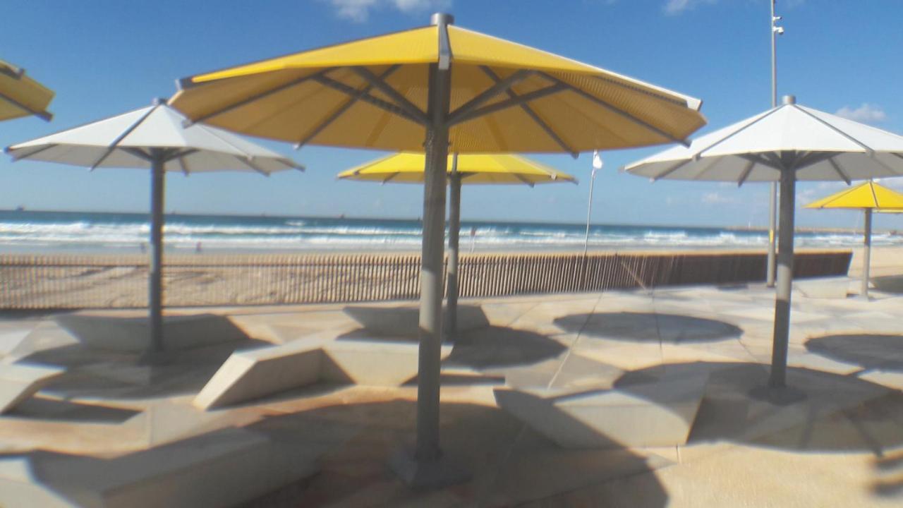 Studio By The Sea Ashdod Bagian luar foto